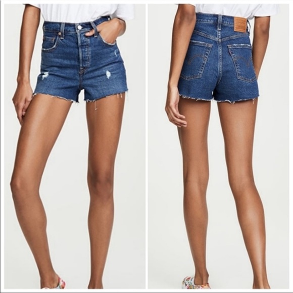 🆕 Levi’s Ribcage High Rise Distressed Denim Short - Picture 14 of 15